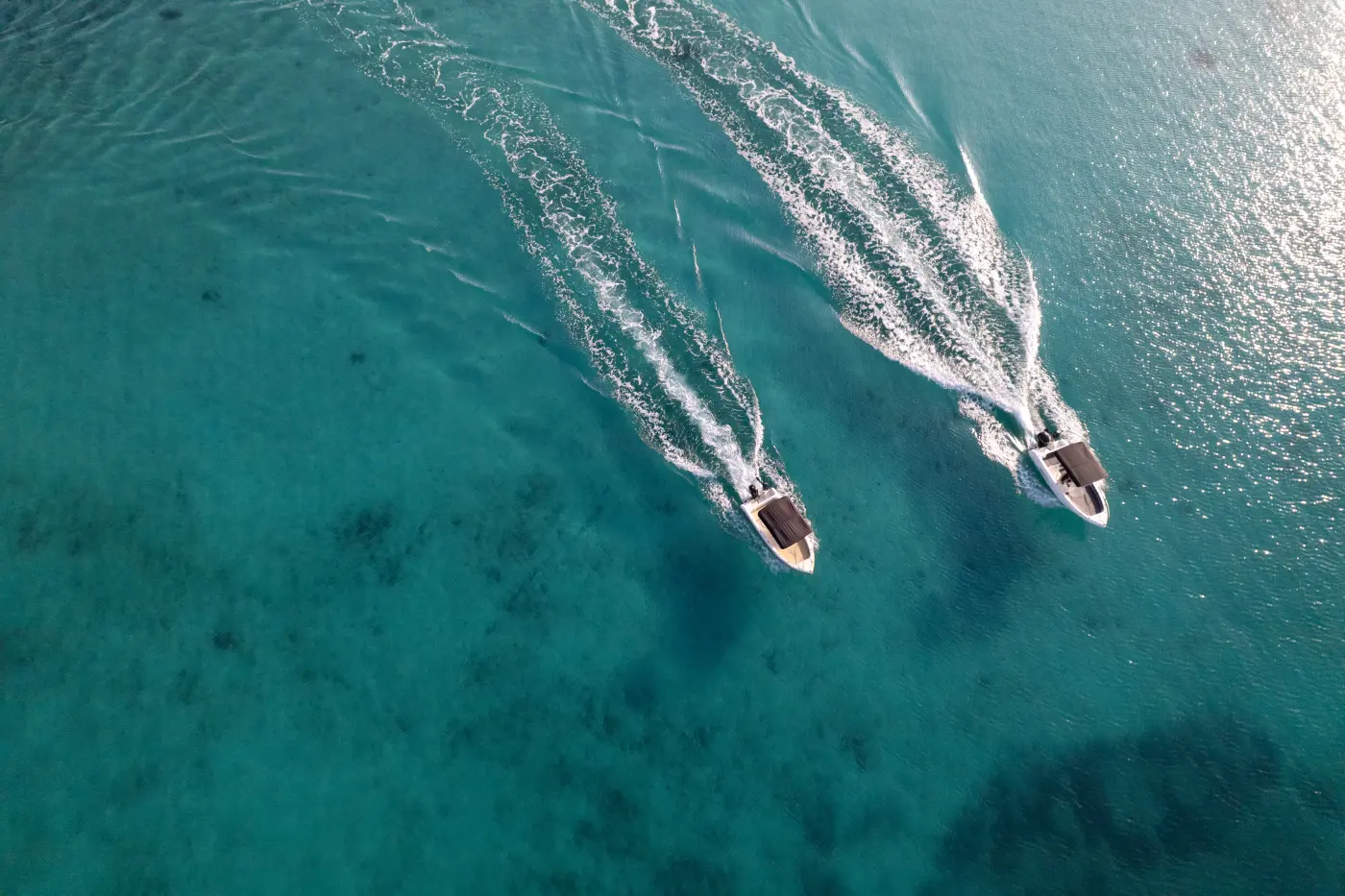 Boat cruising in Kefalonia