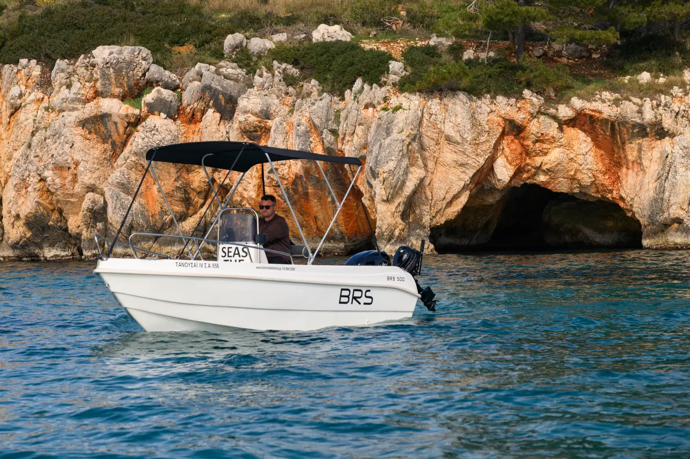 Safe boat rental in Kefalonia