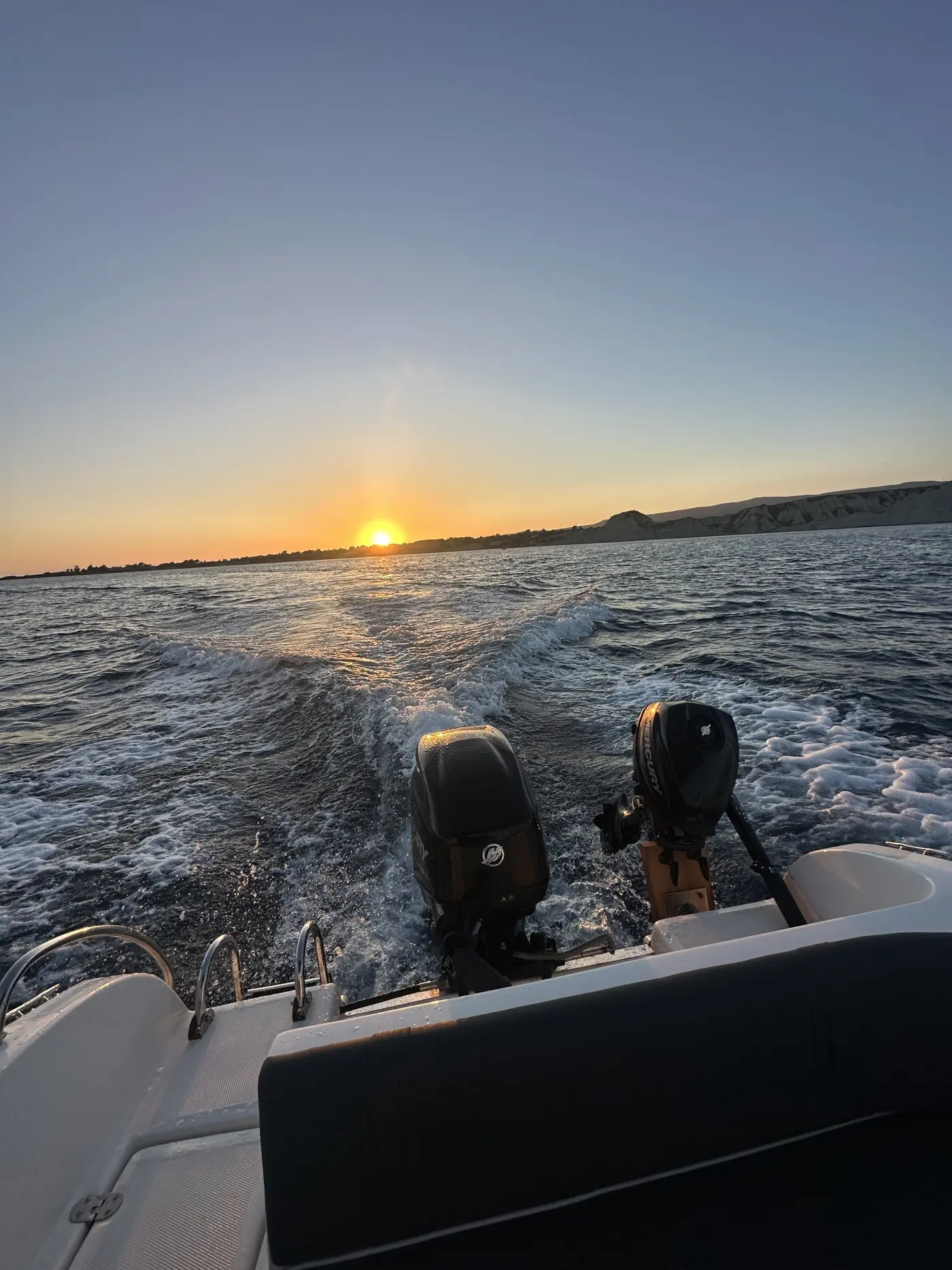 Warm light during a private boat experience